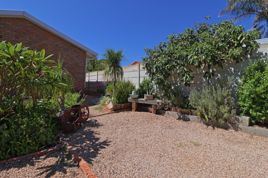 3 Bedroom Property for Sale in Hartenbos Heuwels Western Cape